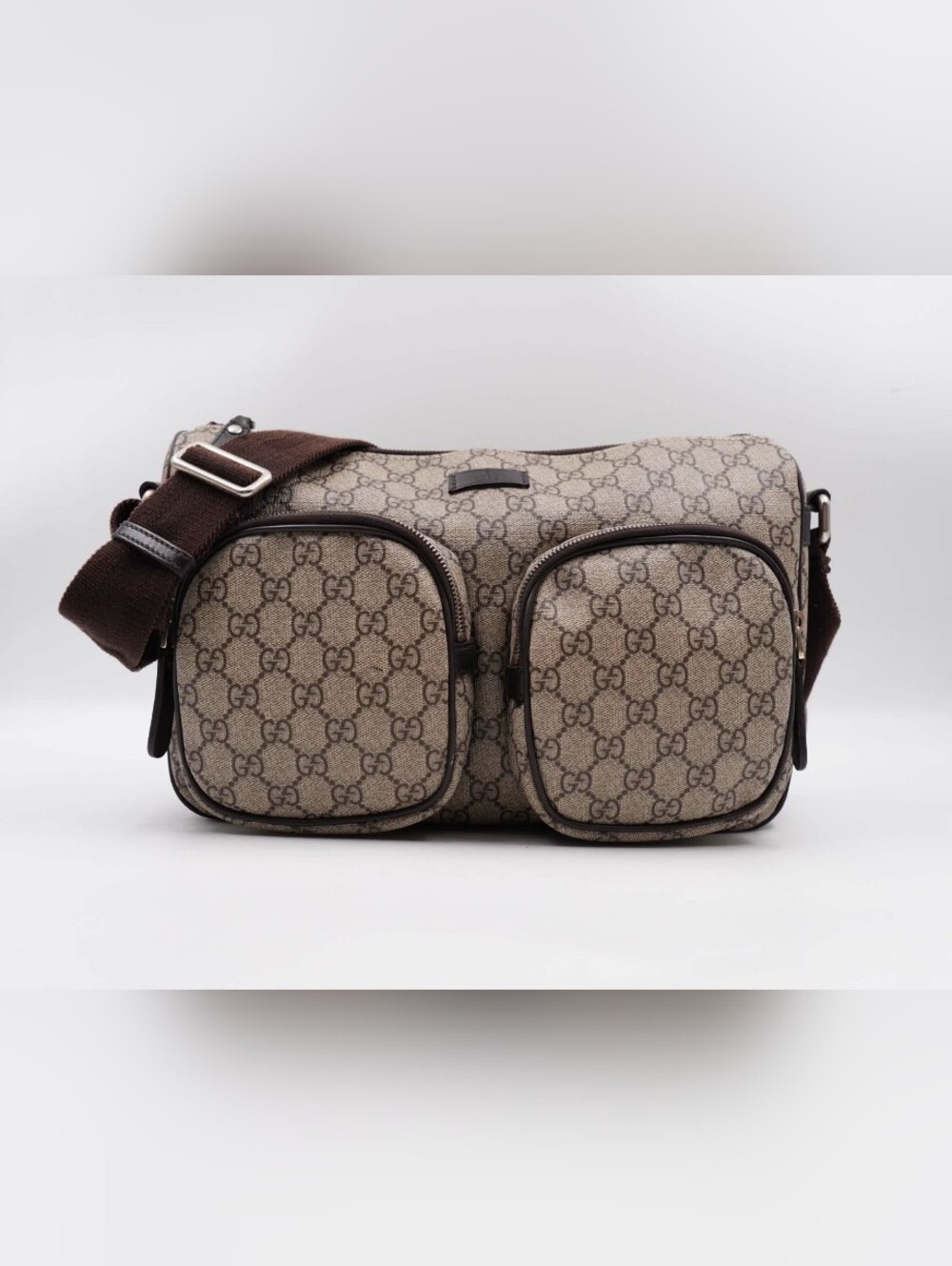 CK68 💕 Gucci GG Supreme Double Pocket Crossbody bag